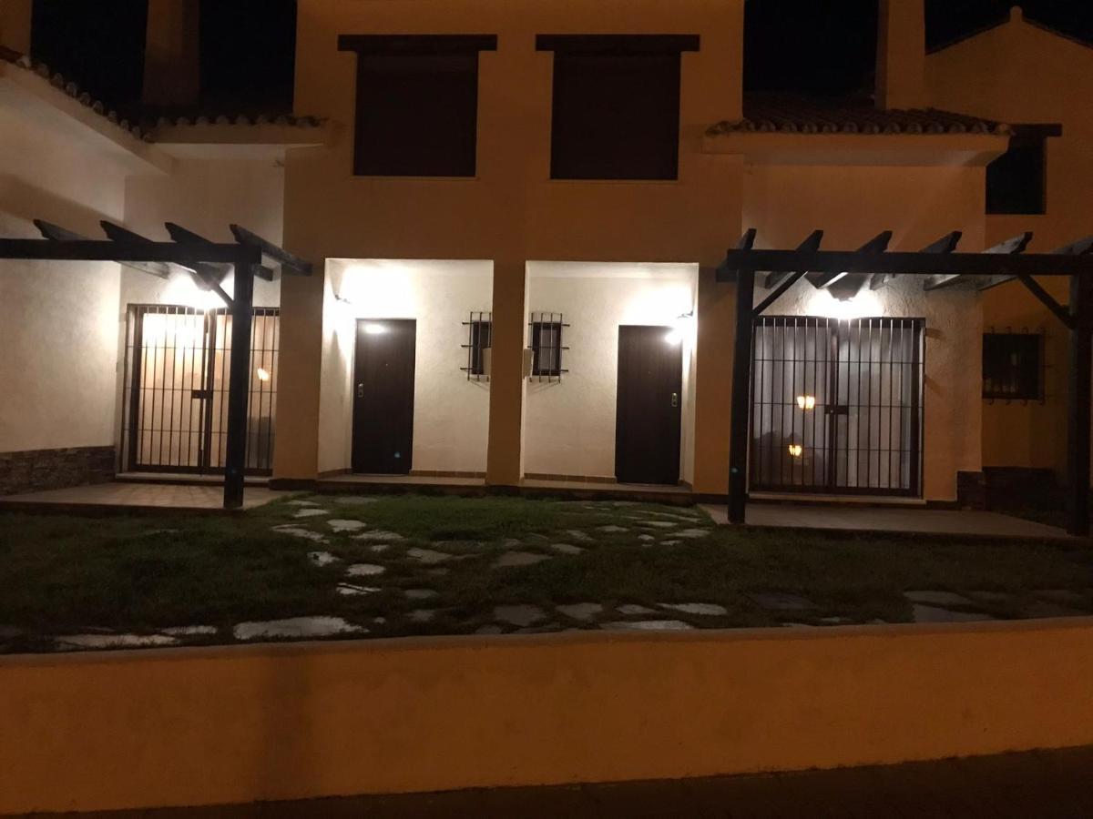 Sierra El Retiro Βίλα Σεβίλλη Εξωτερικό φωτογραφία