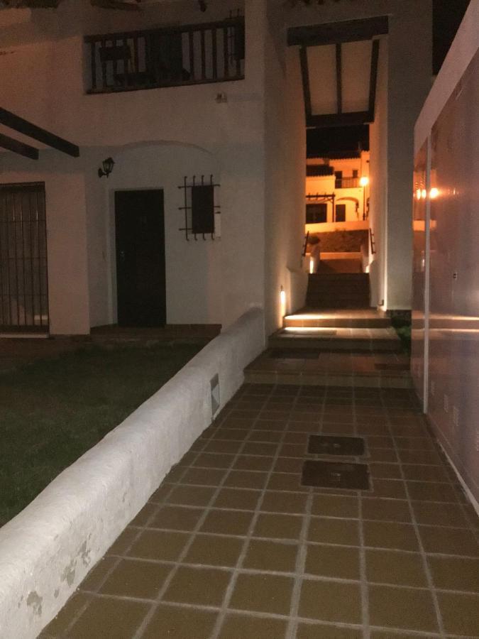 Sierra El Retiro Βίλα Σεβίλλη Εξωτερικό φωτογραφία